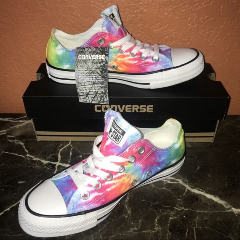 NEW Converse Tie Dye Edition